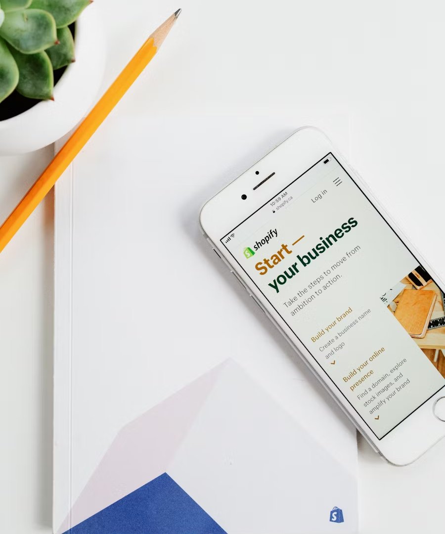 Illustration representing Shopify services by a website development company